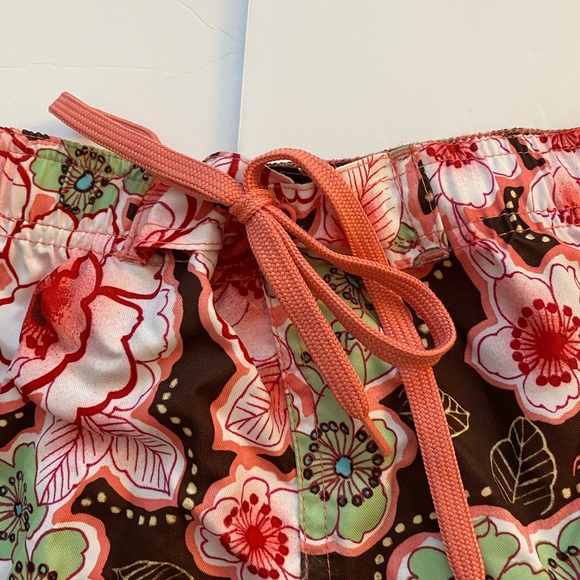 Y2K Big Dogs floral board shorts - Picture 3 of 6